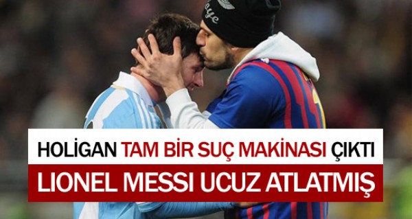 Messi paay zor kurtarm !